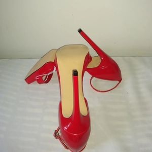 Nine West Open toe ankle straps heels sandals Sz 8.5